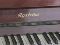 Piano Nyström