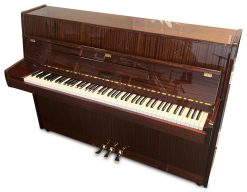 Akustiskt piano Hellas modell 104 - Pianomagasinet