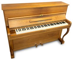 Akustiskt piano C. Beschstein modell 115 - Pianomagasinet