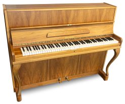 Akustiskt piano Nordiska Pianofabriken modell Classica - Pianomagasinet