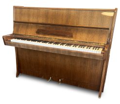 Akustiskt piano Petrof modell 114 - Pianomagasinet