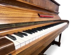 Piano, Steinway & Sons modell Z - Pianomagasinet